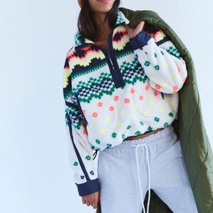 Mountain High printed half zip fleece